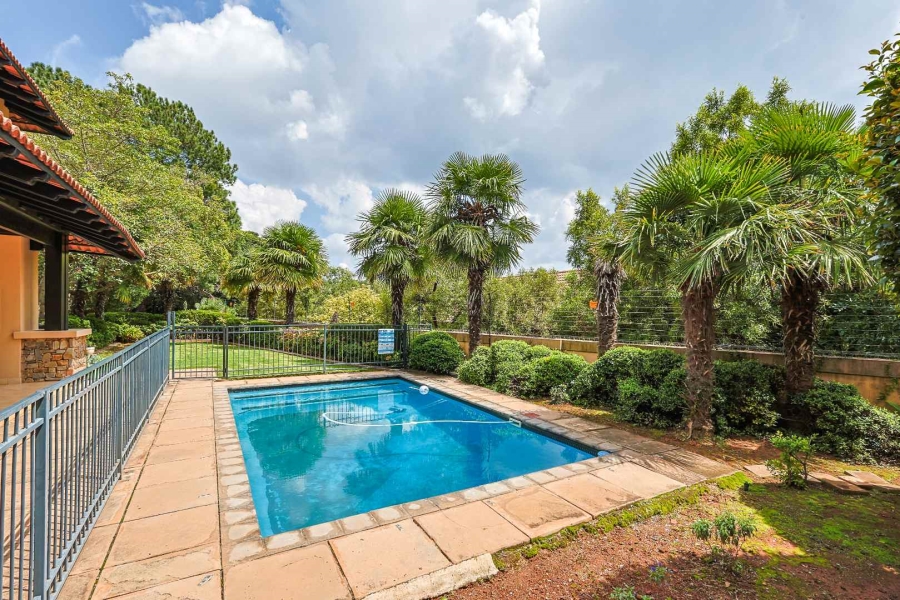 5 Bedroom Property for Sale in Waterkloof Ridge Gauteng