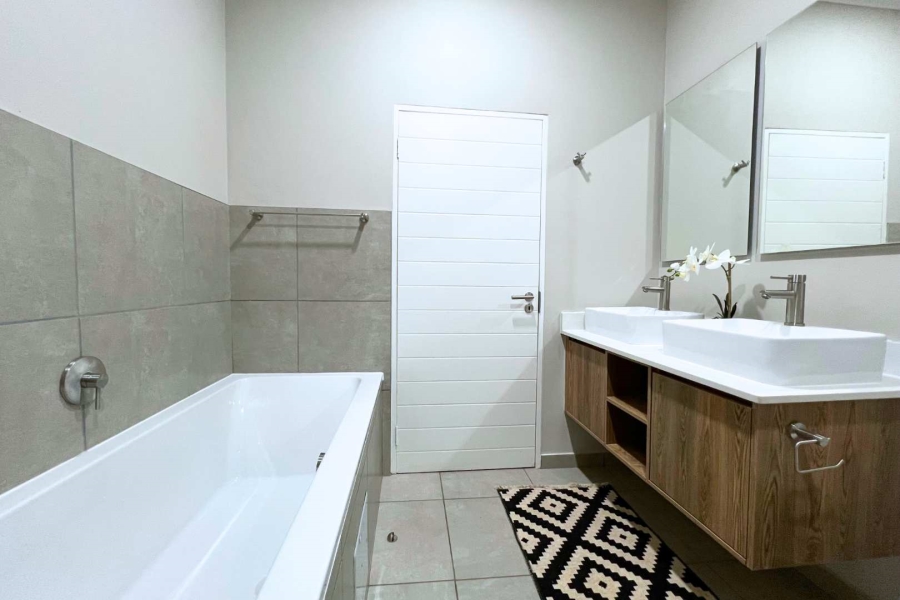 3 Bedroom Property for Sale in Rietvalleirand Gauteng