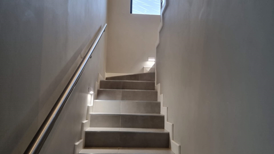 To Let 3 Bedroom Property for Rent in Olivedale Gauteng