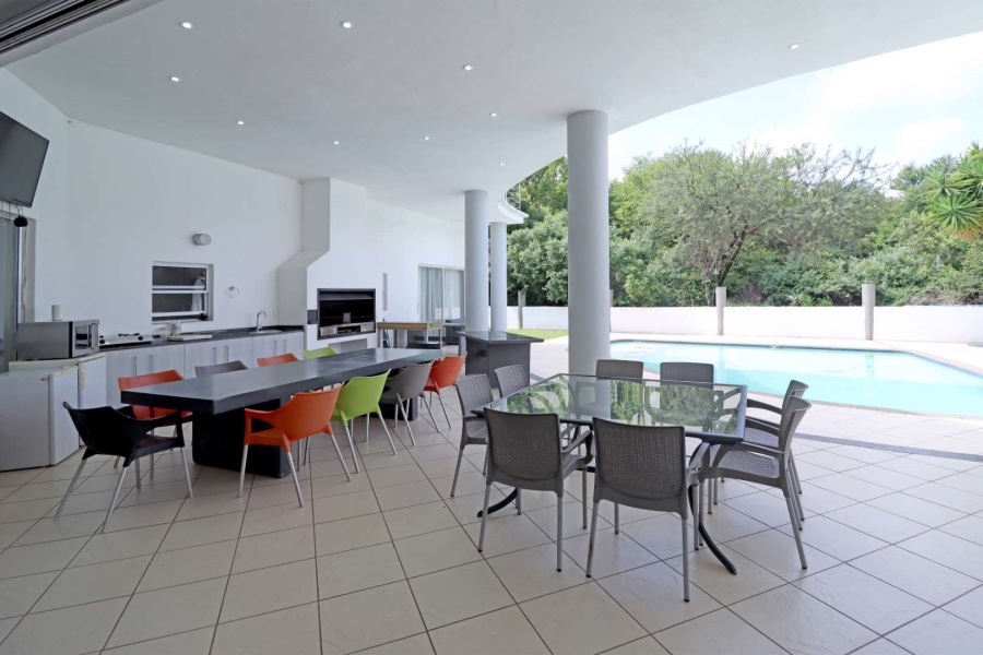 5 Bedroom Property for Sale in Woodhill Estate Gauteng