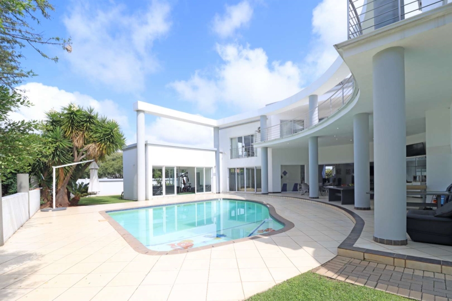 5 Bedroom Property for Sale in Woodhill Estate Gauteng