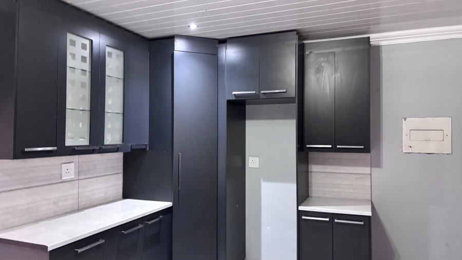 To Let 3 Bedroom Property for Rent in Soshanguve M Gauteng