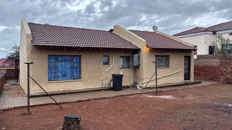 To Let 3 Bedroom Property for Rent in Soshanguve M Gauteng