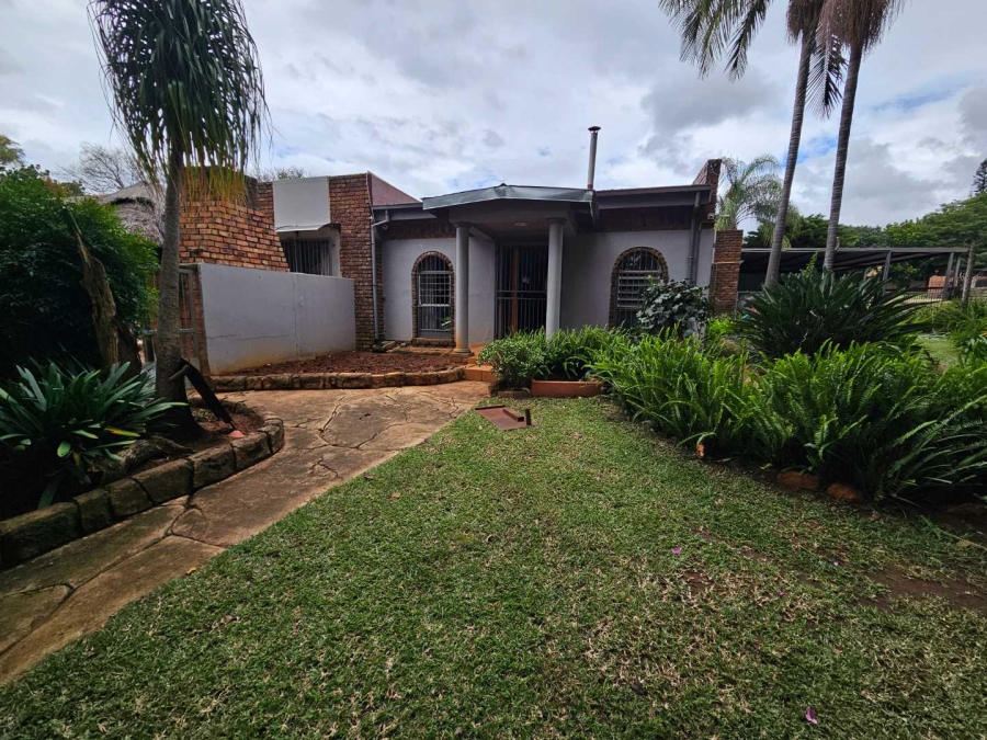 3 Bedroom Property for Sale in Dorandia Gauteng