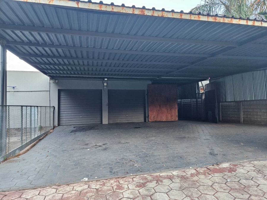 3 Bedroom Property for Sale in Dorandia Gauteng