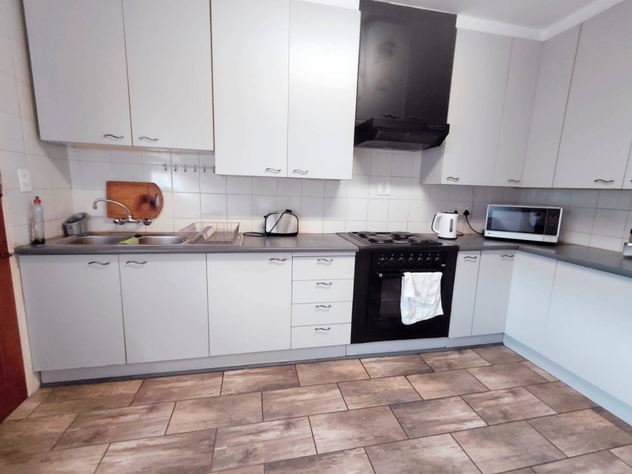 2 Bedroom Property for Sale in Birchleigh Gauteng