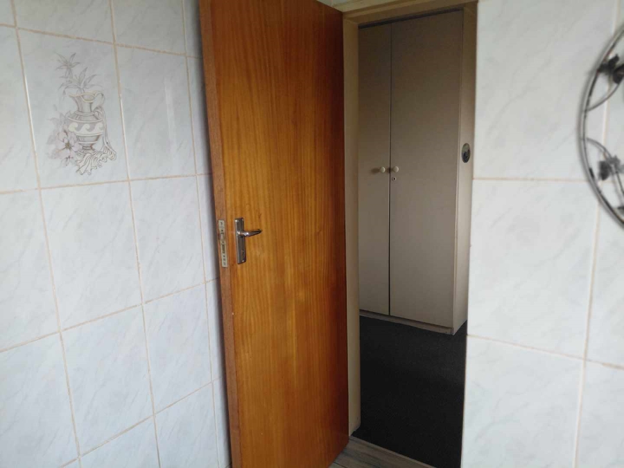 2 Bedroom Property for Sale in Birchleigh Gauteng