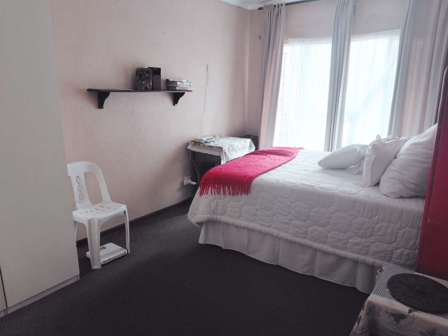 2 Bedroom Property for Sale in Birchleigh Gauteng