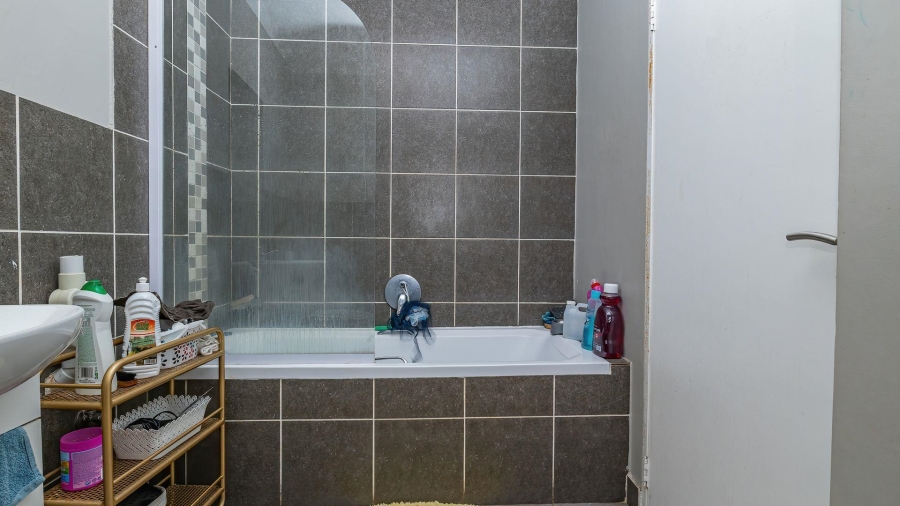 3 Bedroom Property for Sale in Willow Park Manor Gauteng