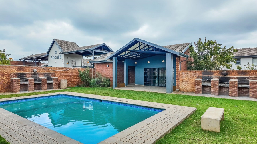 3 Bedroom Property for Sale in Willow Park Manor Gauteng