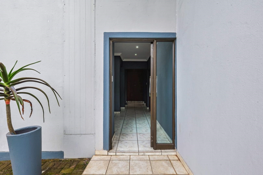 To Let 4 Bedroom Property for Rent in Willow Acres Gauteng