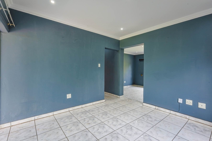 To Let 4 Bedroom Property for Rent in Willow Acres Gauteng