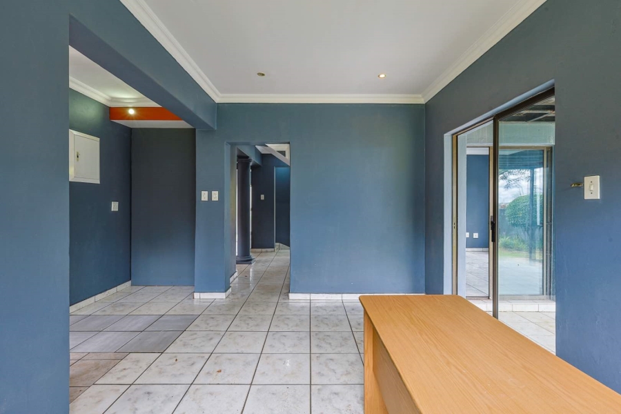 To Let 4 Bedroom Property for Rent in Willow Acres Gauteng