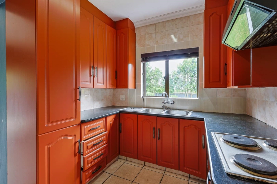 To Let 4 Bedroom Property for Rent in Willow Acres Gauteng