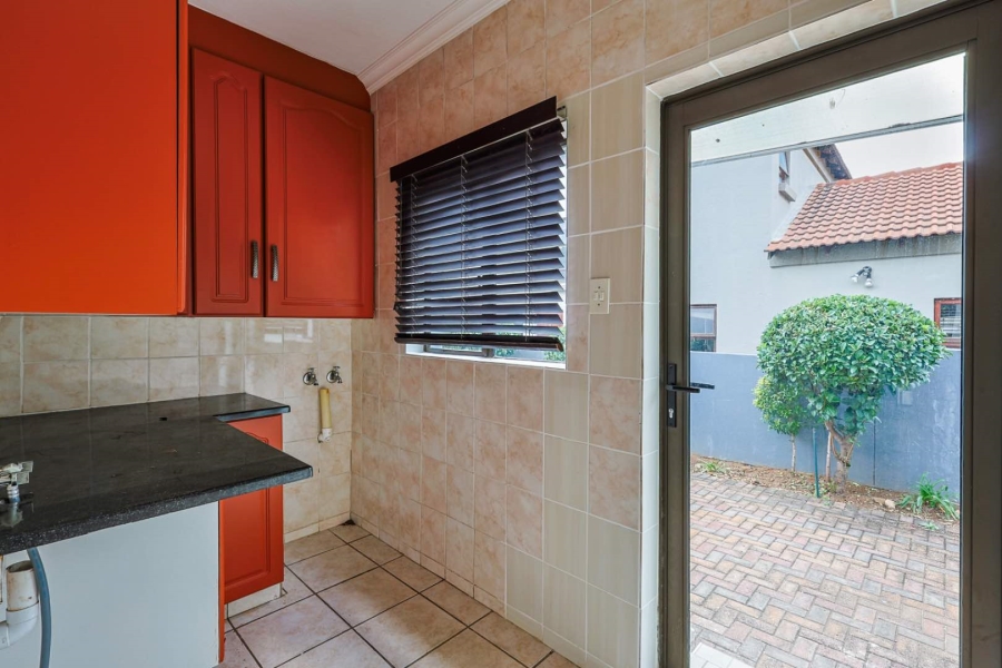 To Let 4 Bedroom Property for Rent in Willow Acres Gauteng