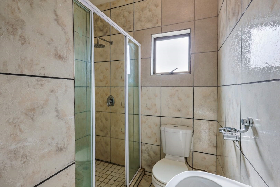 To Let 4 Bedroom Property for Rent in Willow Acres Gauteng