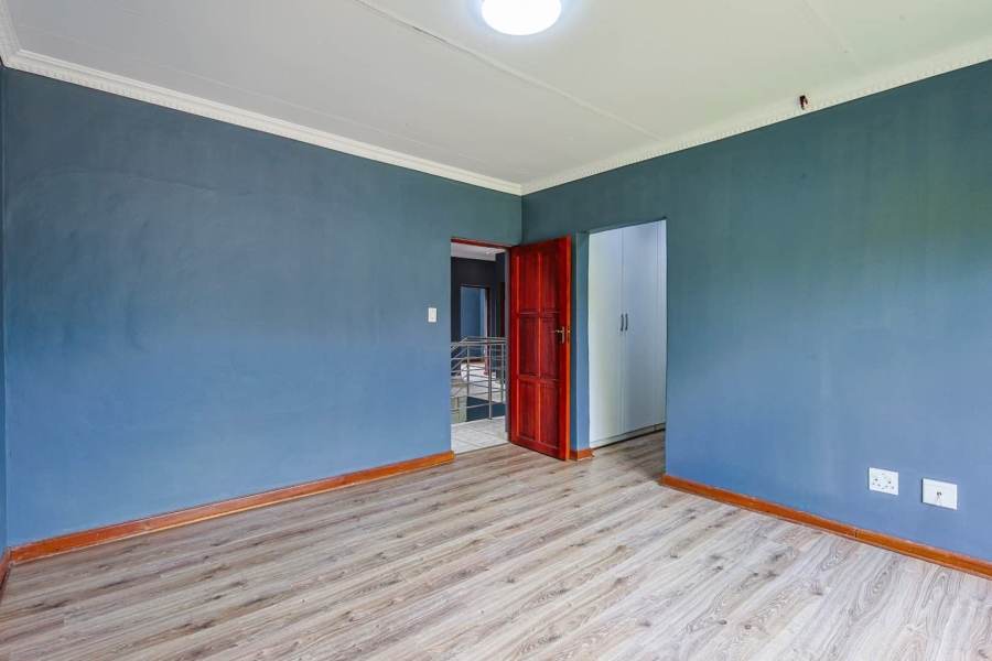 To Let 4 Bedroom Property for Rent in Willow Acres Gauteng