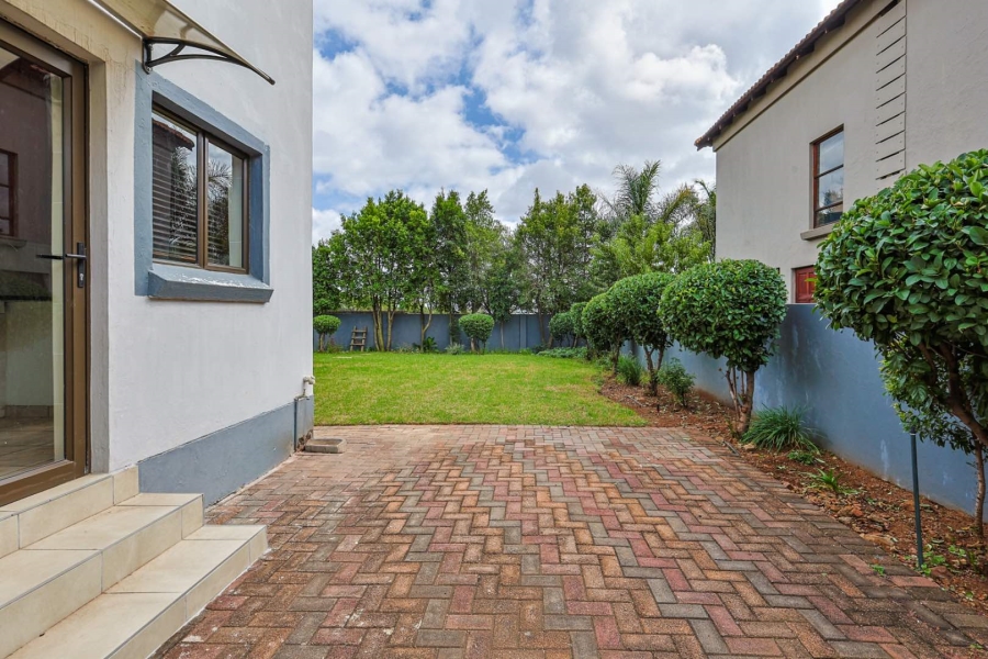 To Let 4 Bedroom Property for Rent in Willow Acres Gauteng