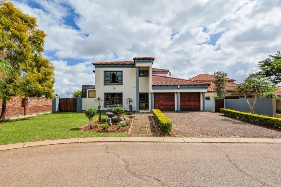 To Let 4 Bedroom Property for Rent in Willow Acres Gauteng