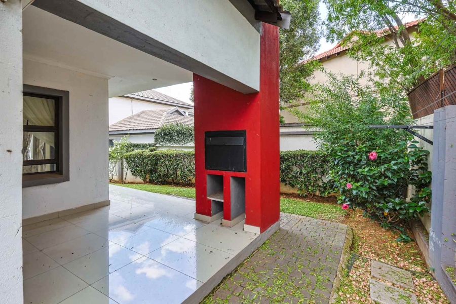 3 Bedroom Property for Sale in Olympus AH Gauteng