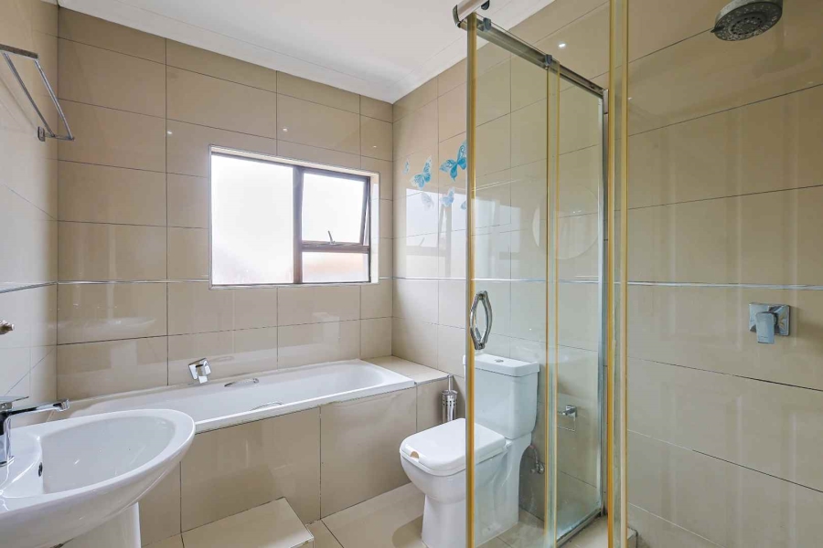 3 Bedroom Property for Sale in Olympus AH Gauteng