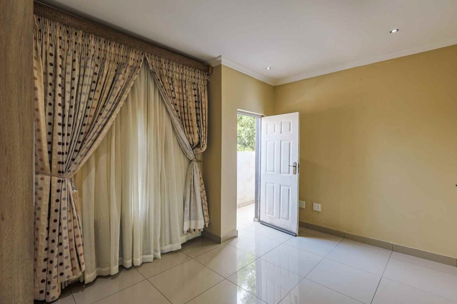 3 Bedroom Property for Sale in Olympus AH Gauteng