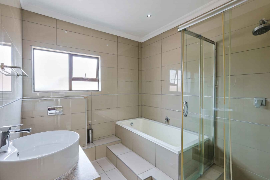 3 Bedroom Property for Sale in Olympus AH Gauteng