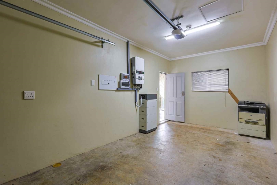 3 Bedroom Property for Sale in Olympus AH Gauteng