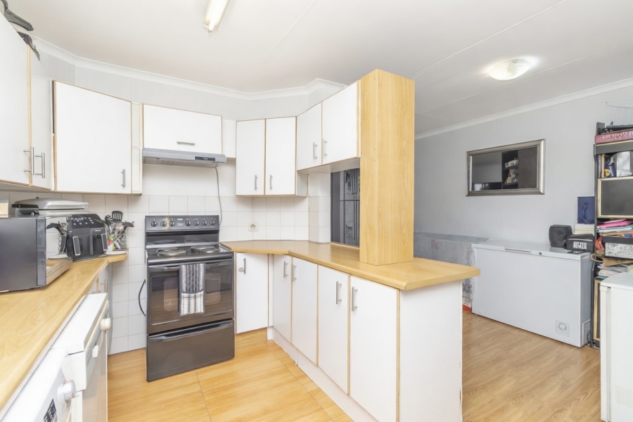 3 Bedroom Property for Sale in Northwold Gauteng