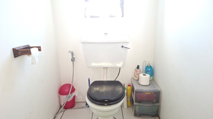 6 Bedroom Property for Sale in Sydenham Gauteng