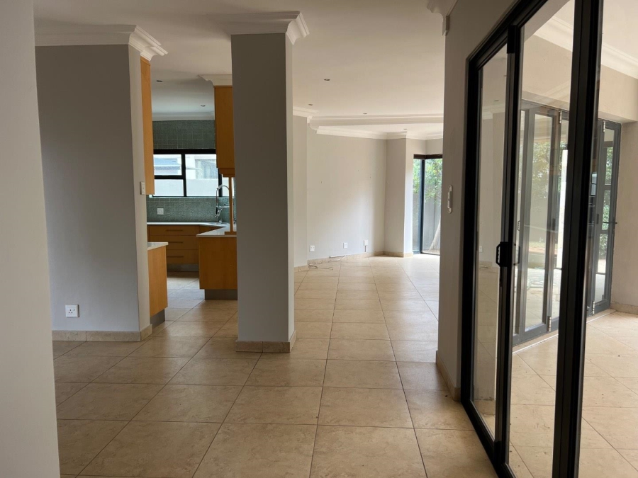 To Let 3 Bedroom Property for Rent in Lombardy Estate Gauteng