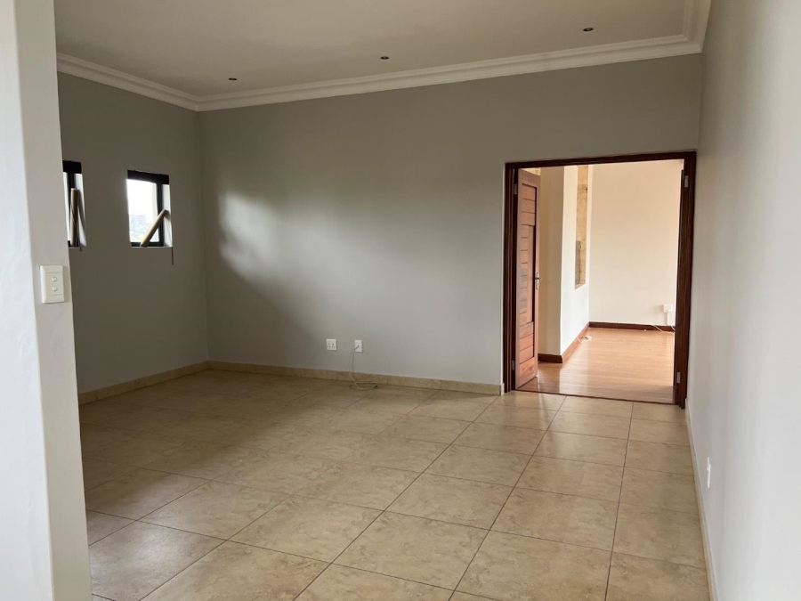To Let 3 Bedroom Property for Rent in Lombardy Estate Gauteng