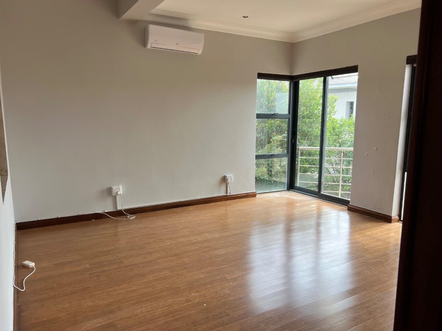 To Let 3 Bedroom Property for Rent in Lombardy Estate Gauteng