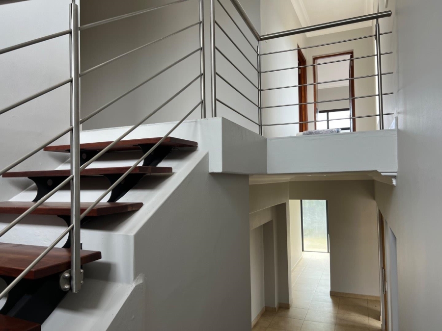 To Let 3 Bedroom Property for Rent in Lombardy Estate Gauteng