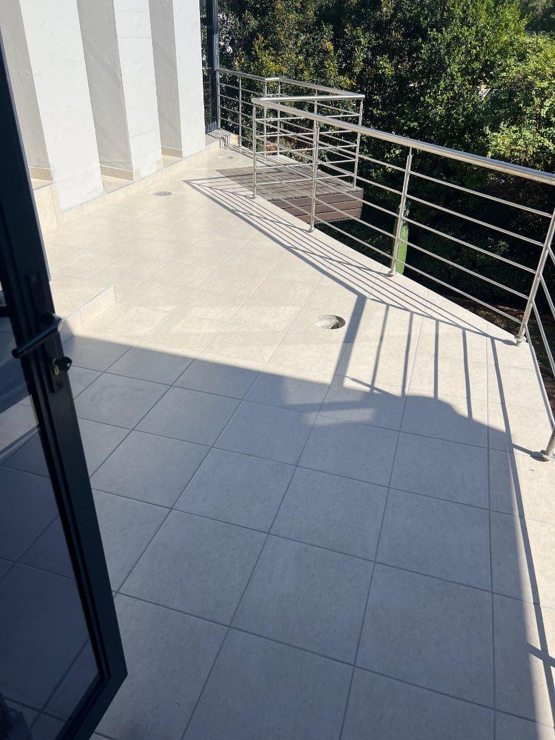 To Let 3 Bedroom Property for Rent in Lombardy Estate Gauteng