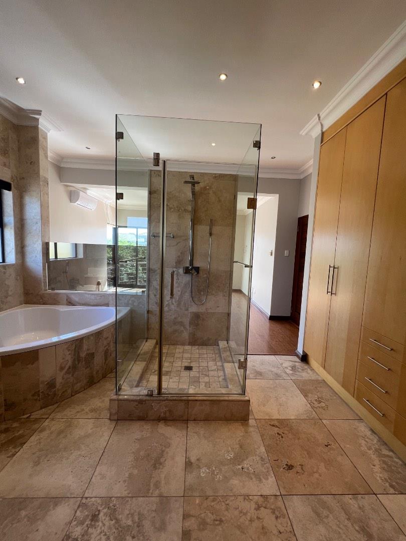 To Let 3 Bedroom Property for Rent in Lombardy Estate Gauteng