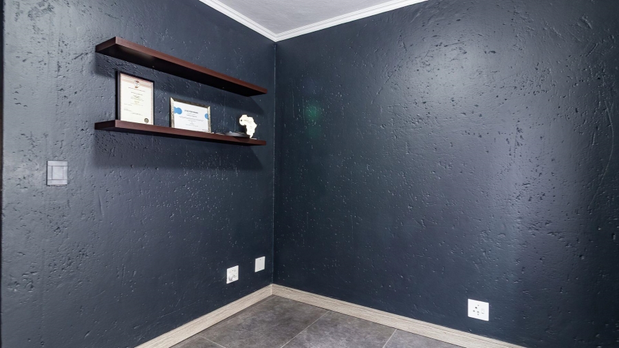 To Let 2 Bedroom Property for Rent in Blackheath Gauteng