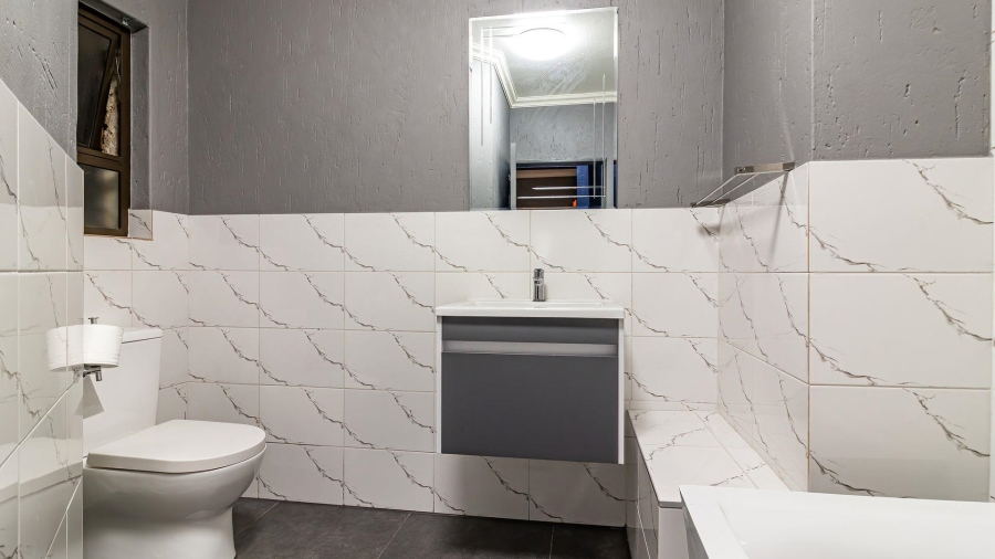 To Let 2 Bedroom Property for Rent in Blackheath Gauteng