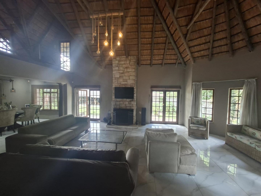 4 Bedroom Property for Sale in Buccleuch Gauteng