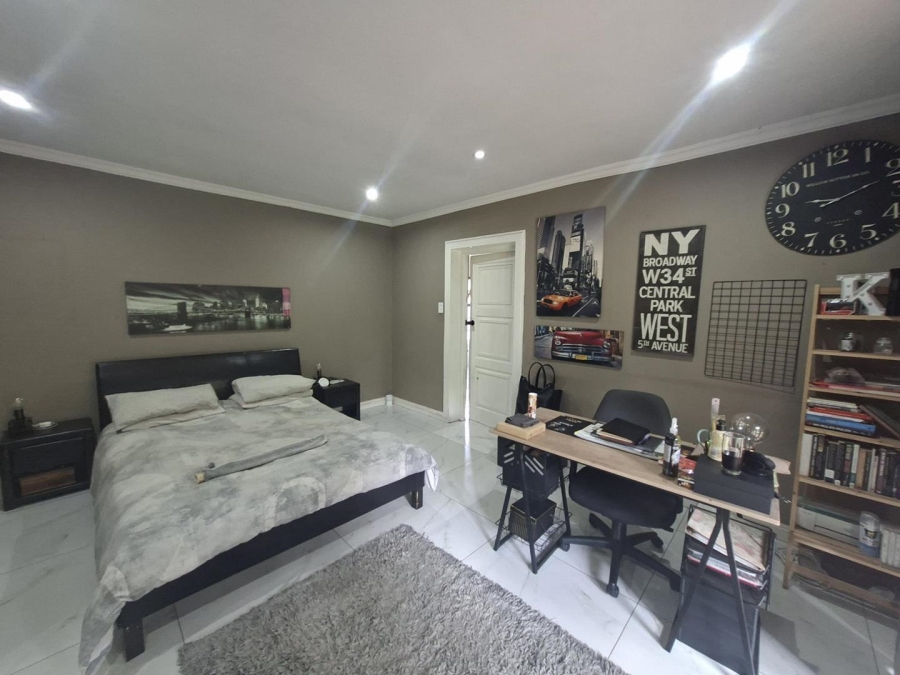 4 Bedroom Property for Sale in Buccleuch Gauteng