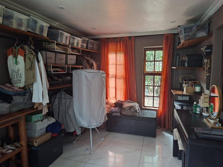 4 Bedroom Property for Sale in Buccleuch Gauteng