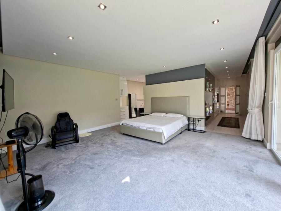 To Let 3 Bedroom Property for Rent in Hurlingham Gauteng