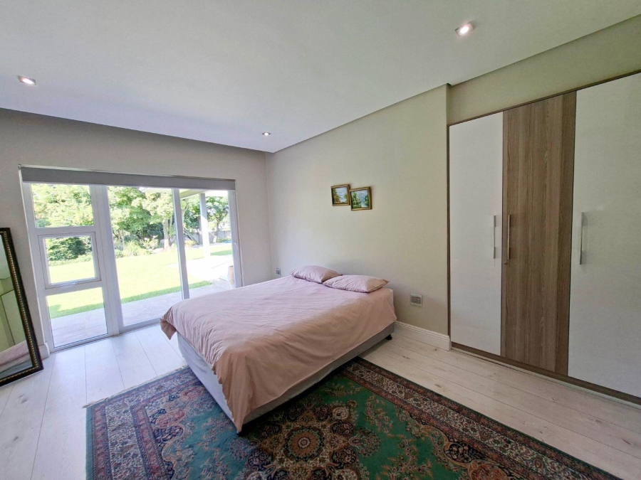 To Let 3 Bedroom Property for Rent in Hurlingham Gauteng