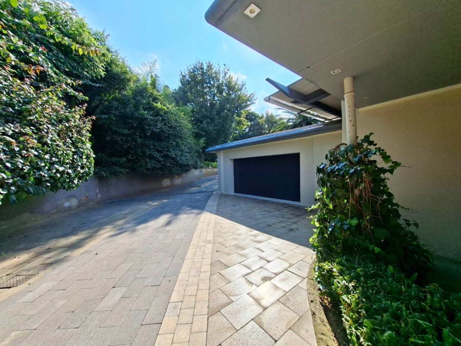 To Let 3 Bedroom Property for Rent in Hurlingham Gauteng