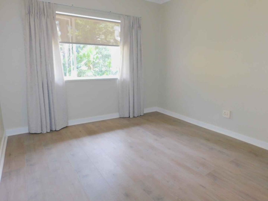 To Let 2 Bedroom Property for Rent in Sandown Gauteng