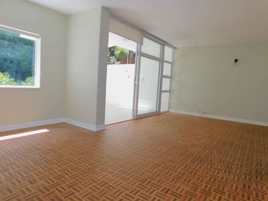 To Let 2 Bedroom Property for Rent in Sandown Gauteng