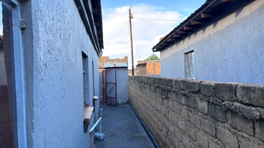 4 Bedroom Property for Sale in Soshanguve W Gauteng