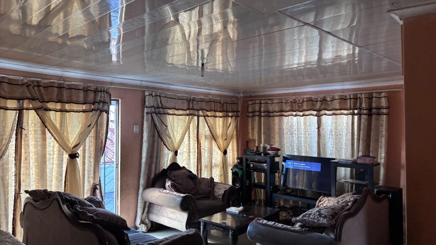 4 Bedroom Property for Sale in Soshanguve W Gauteng