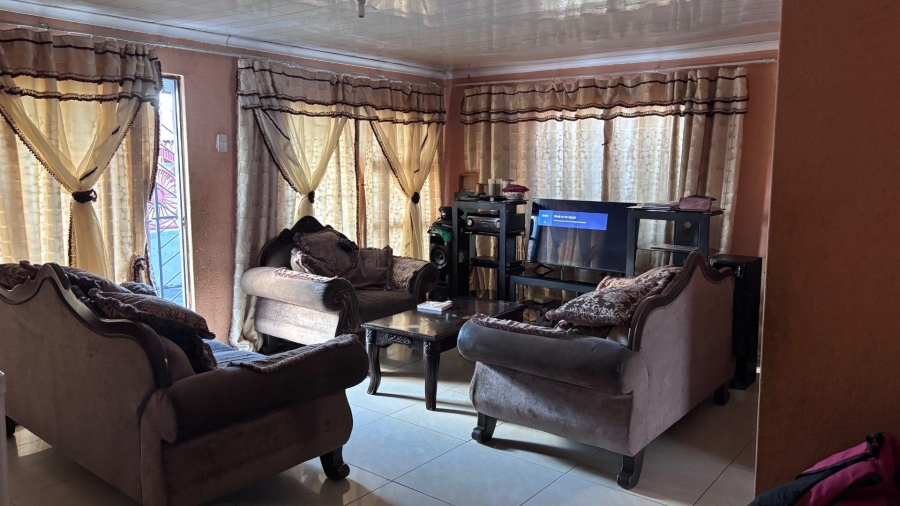 4 Bedroom Property for Sale in Soshanguve W Gauteng