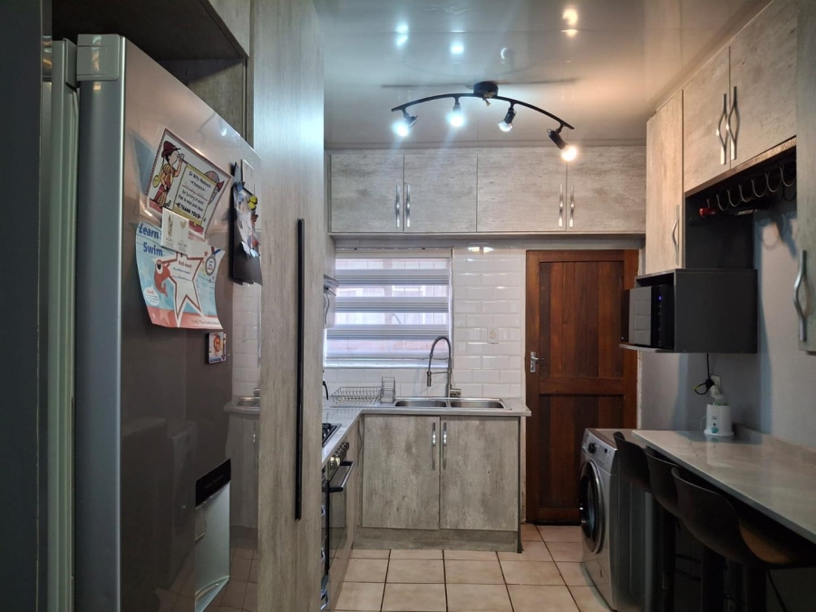 2 Bedroom Property for Sale in Kempton Park Gauteng